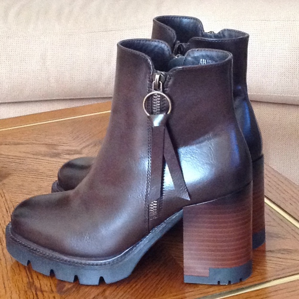🔴 Patrizia - Spring Step 'Ahana' Chocolate Bootie - Picture 8 of 10
